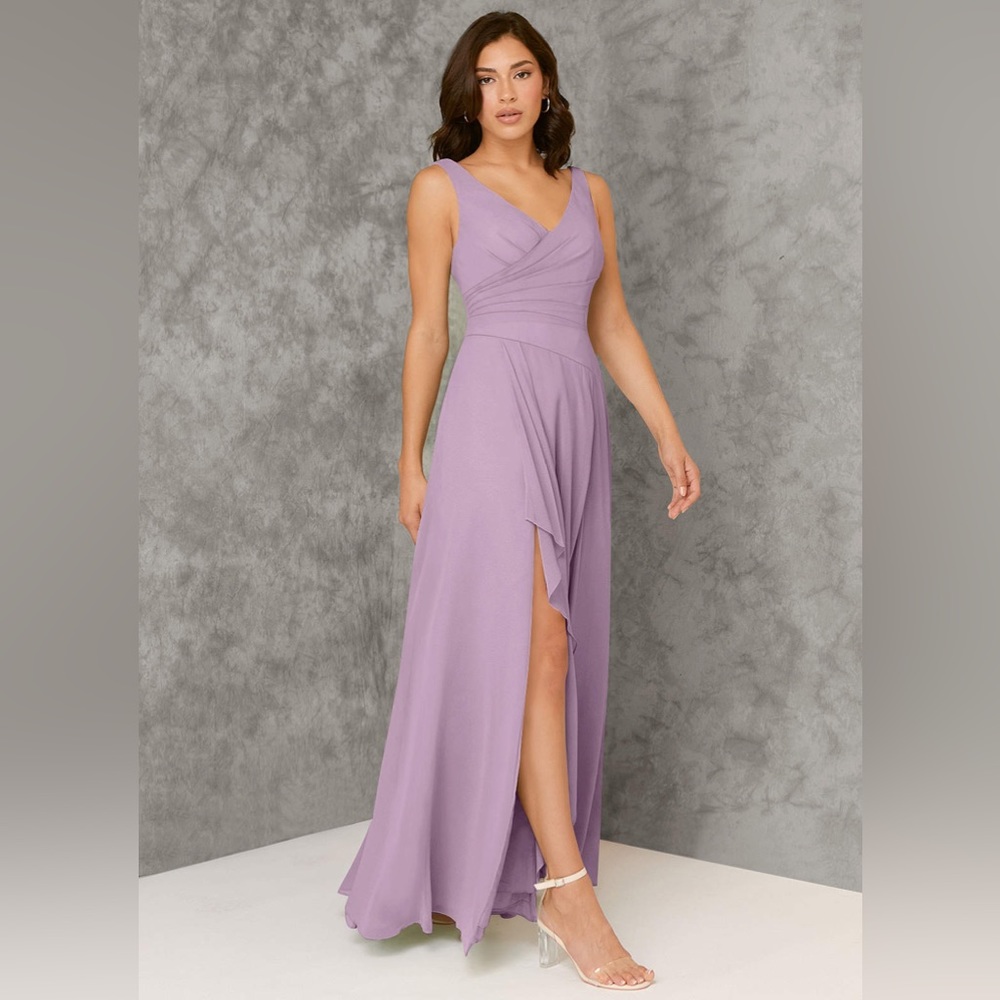 Azazie Kori bridesmaid dress in Wisteria color. NEW WITH TAGS. Size 10